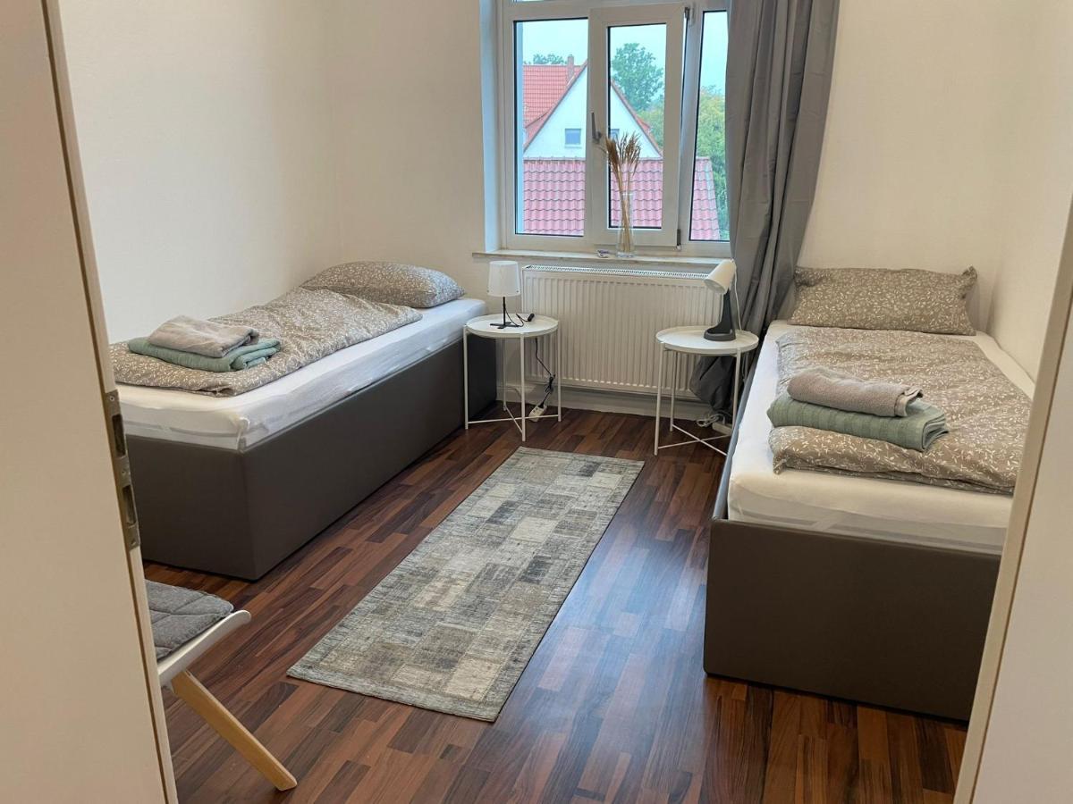 120Qm - 5 Rooms - 2 Bathrooms - Kitchen- Free Parking - Fast Wifi - Yiha Apartment Ганновер Екстер'єр фото
