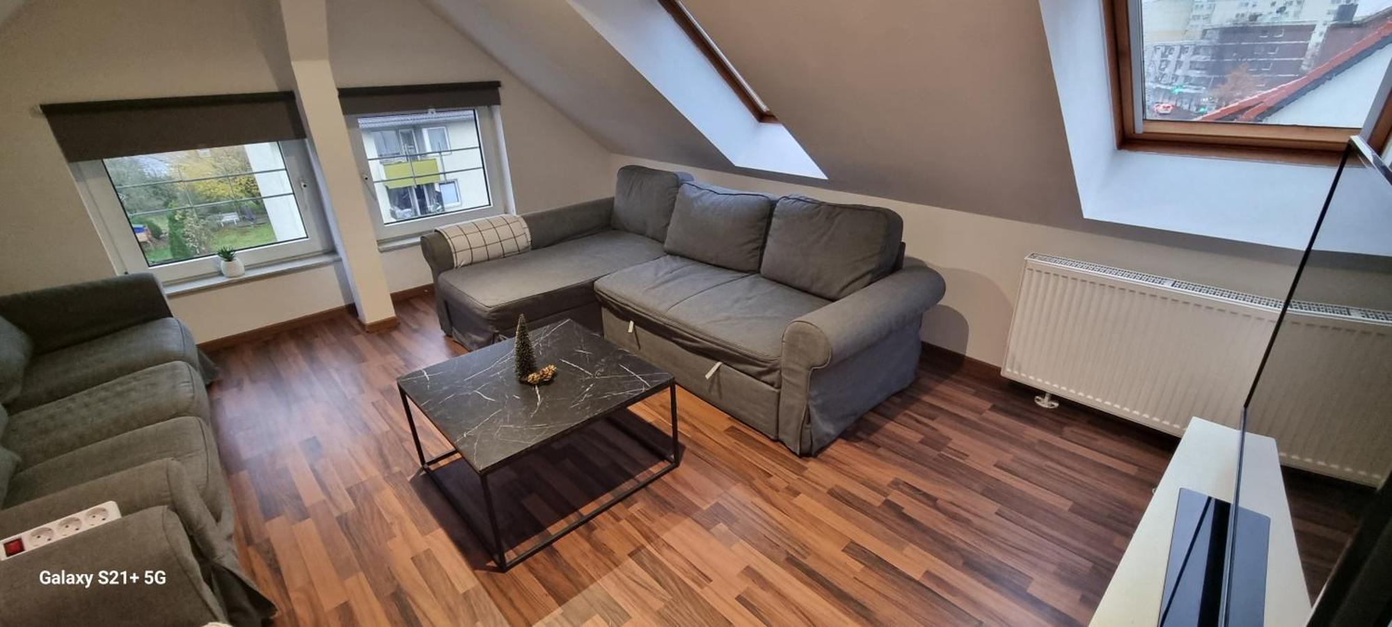 120Qm - 5 Rooms - 2 Bathrooms - Kitchen- Free Parking - Fast Wifi - Yiha Apartment Ганновер Екстер'єр фото